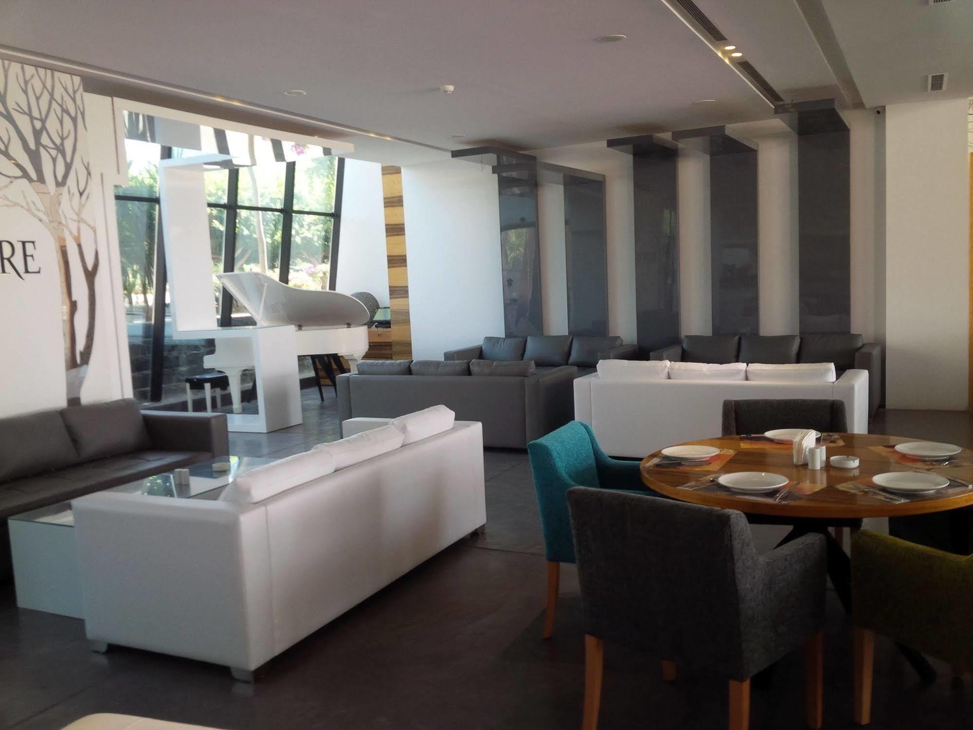 Veer Luxury Boutique Hotel & Beach Club Jounieh Exterior foto